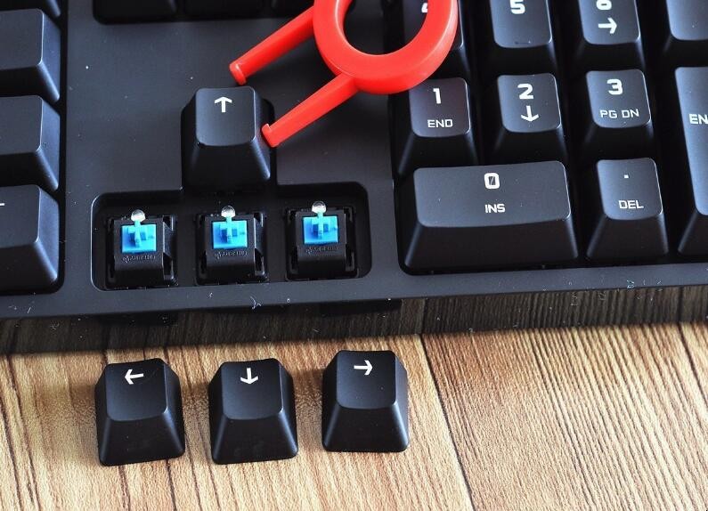 机械键盘怎么拆键帽