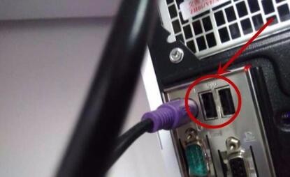 耳麦与电脑怎样连接