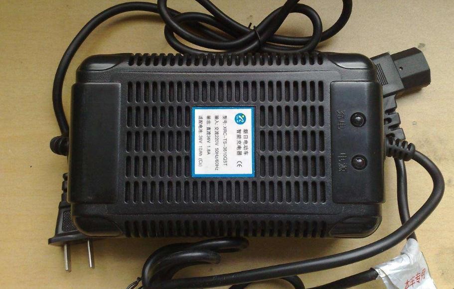 电动车充电器不转灯怎么维修