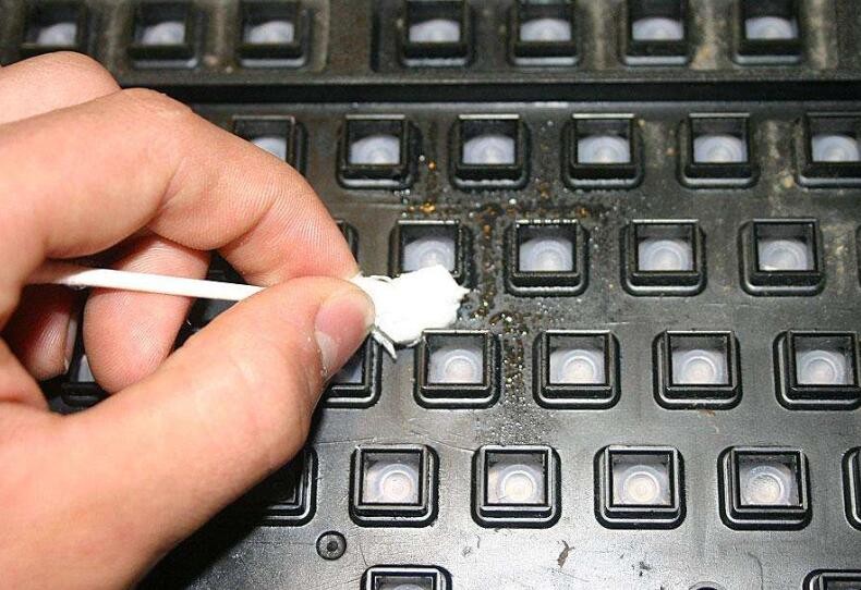笔记本多久清理一次灰尘