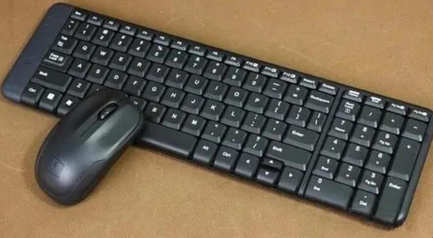 无线键盘怎么用